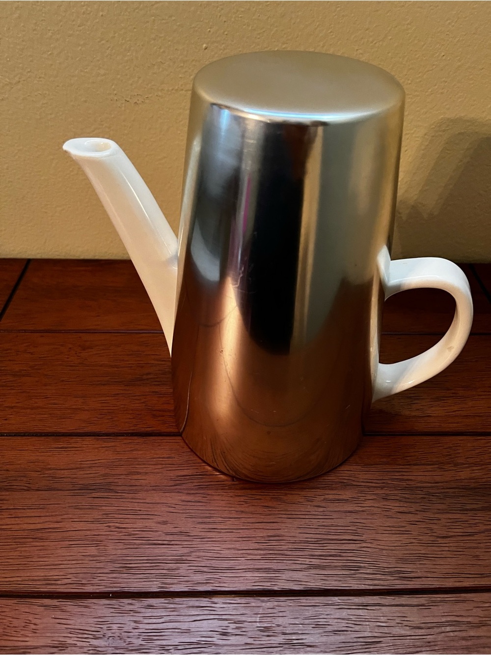 Vintage Melitta Germany White Porcelain Tea/Coffee Pot Silver Thermal Cover